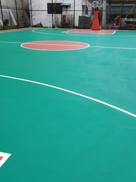 岳普湖 球场长期使用易出现地面开裂